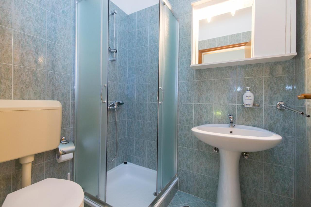 House Kontus Hotel Пломин Екстериор снимка