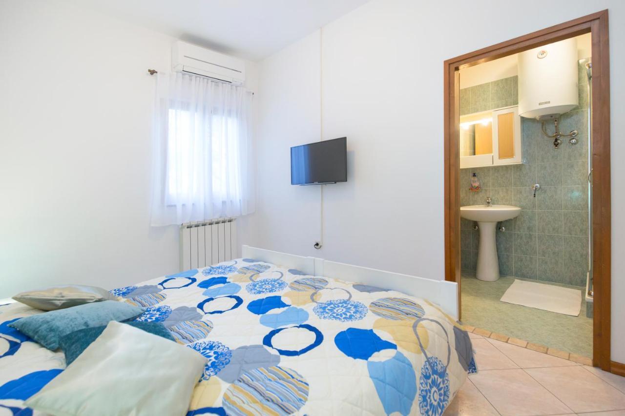 House Kontus Hotel Пломин Екстериор снимка
