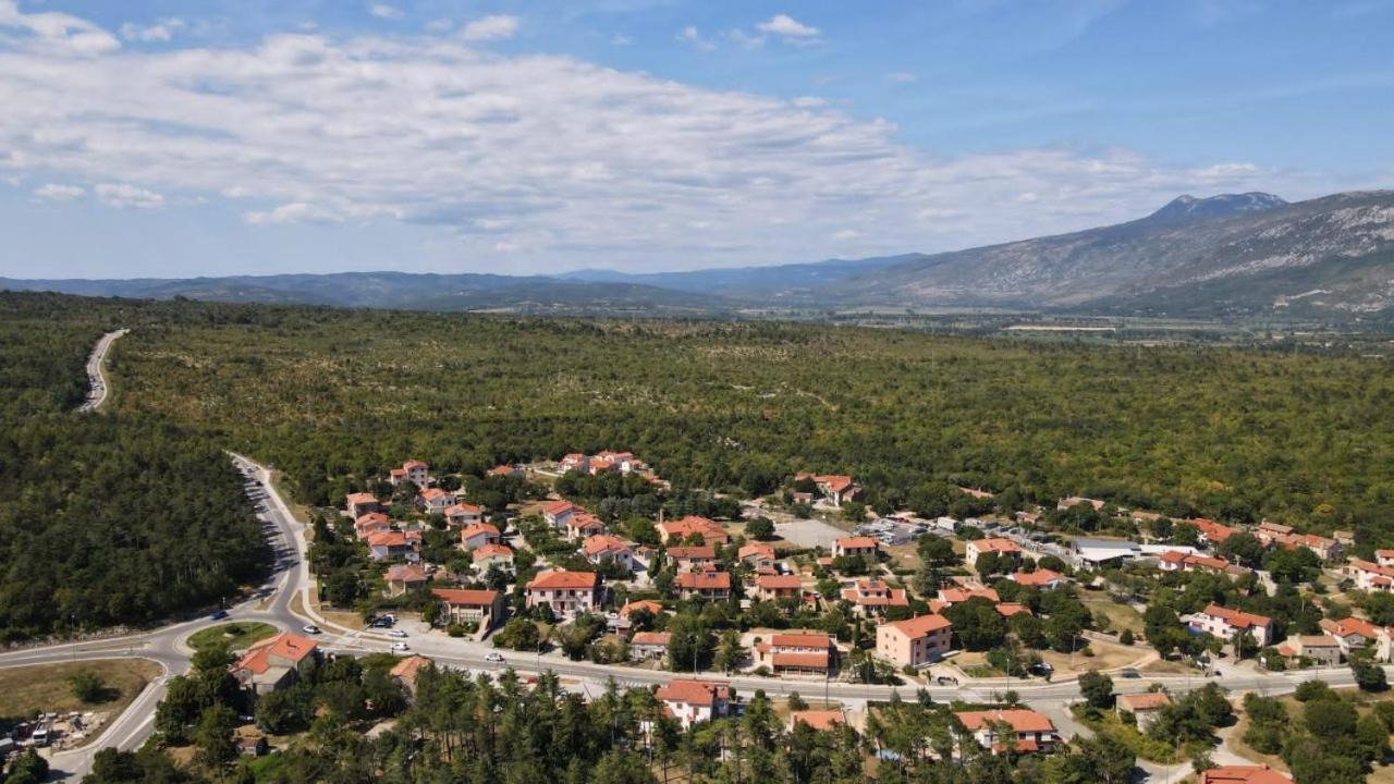 House Kontus Hotel Пломин Екстериор снимка